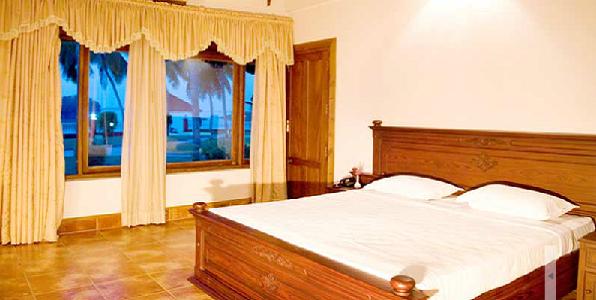 Kalathil Lake Resort
